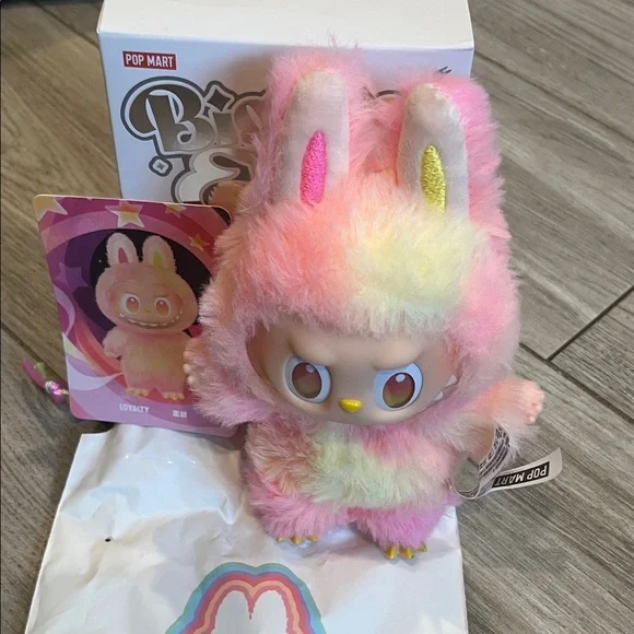 Authentic Pop Mart Big Into Energy Labubu - Loyalty - Picture 1 of 6